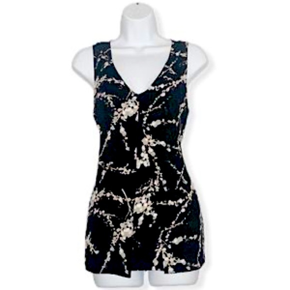 Daniel Rainn Top M Floral Flowy